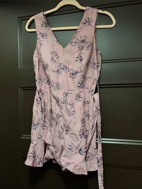 Gianni Bini Red Romper Size Medium 100% Cotton